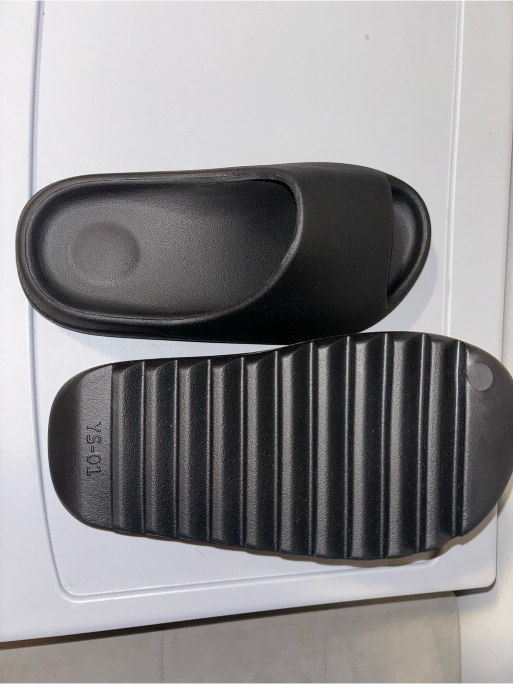 Ys-01 Yeezy slides